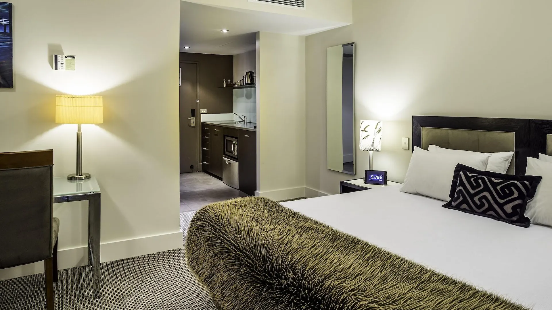 *****  Bolton Hotel Wellington New Zealand