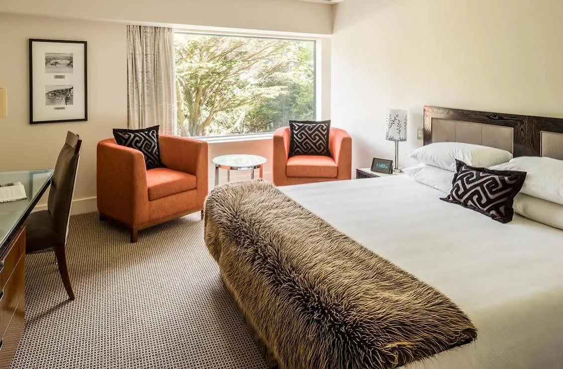 Bolton Hotel Wellington
